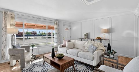 2321 Howe Ave, Sacramento, CA 95825 Photo