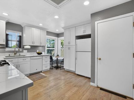 2321 Howe Ave, Sacramento, CA 95825 Photo