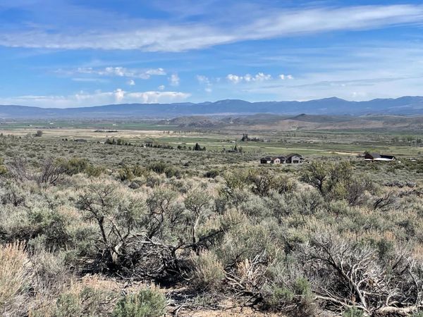 6 Hawkins Peak Road, Markleeville, CA 96120