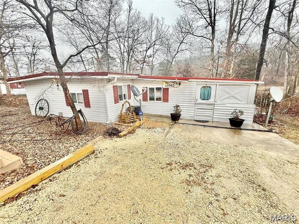 10063 mockingbird Dr , Holiday Shores, MO 63624