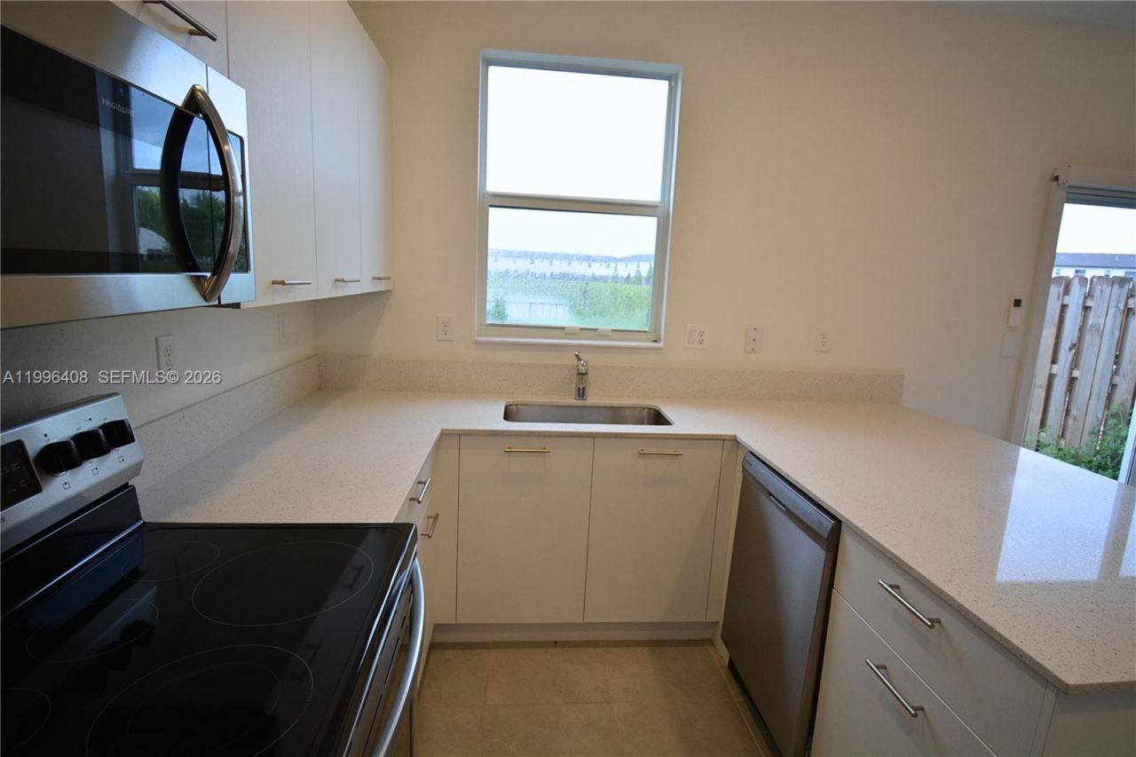 2375 NW 122nd Ter , Miami, FL 33167 Photo