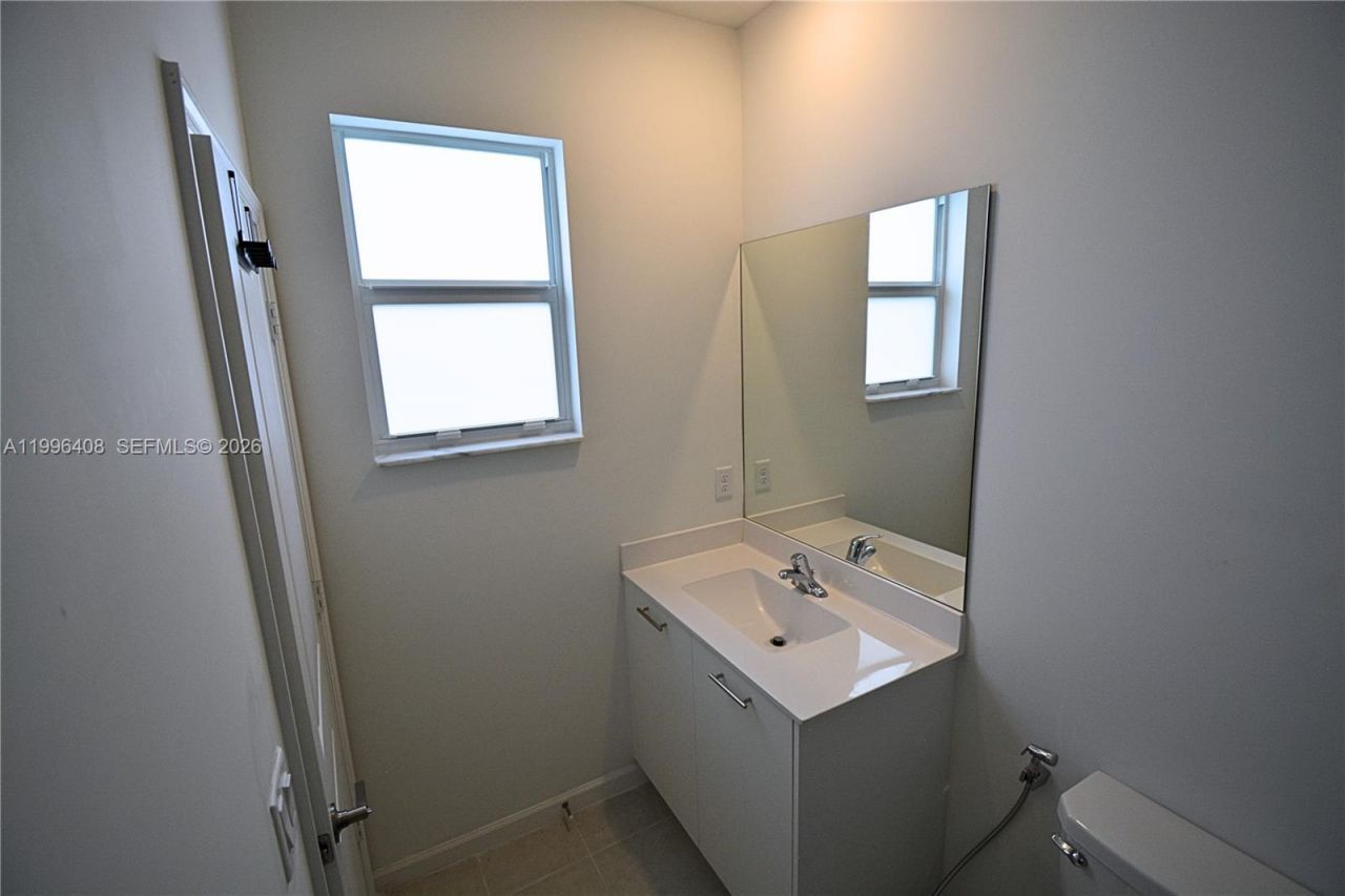 2375 NW 122nd Ter , Miami, FL 33167 Photo