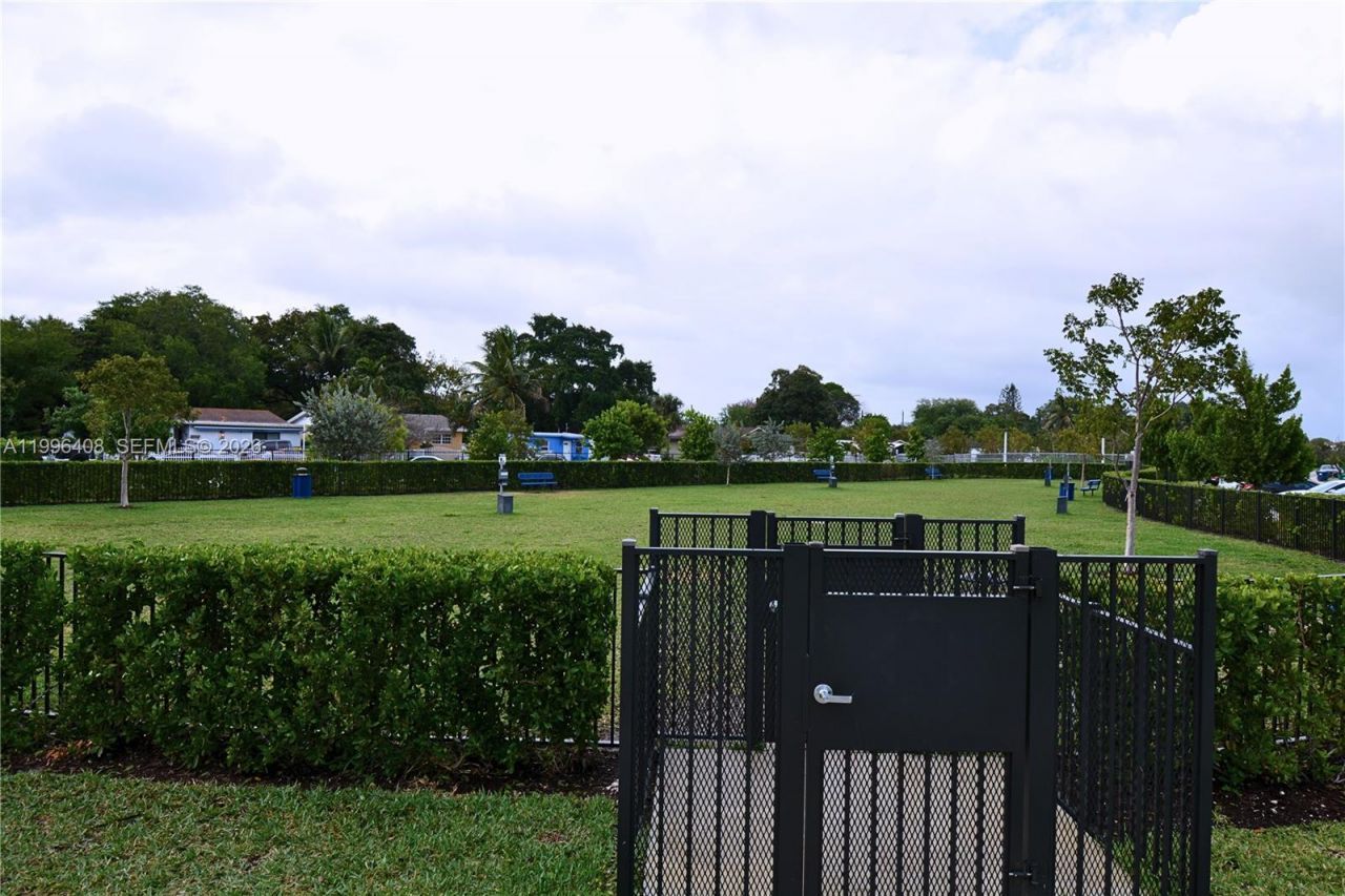 2375 NW 122nd Ter , Miami, FL 33167 Photo