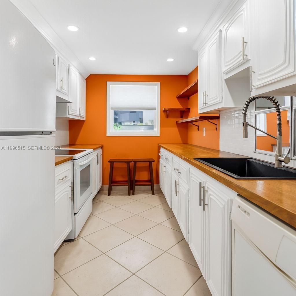 2300 SW 22nd Ave, Unit 109, Delray Beach, FL 33445 Photo