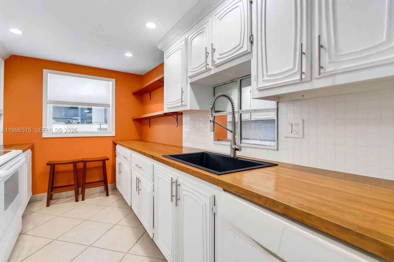 2300 SW 22nd Ave, Unit 109, Delray Beach, FL 33445 Photo