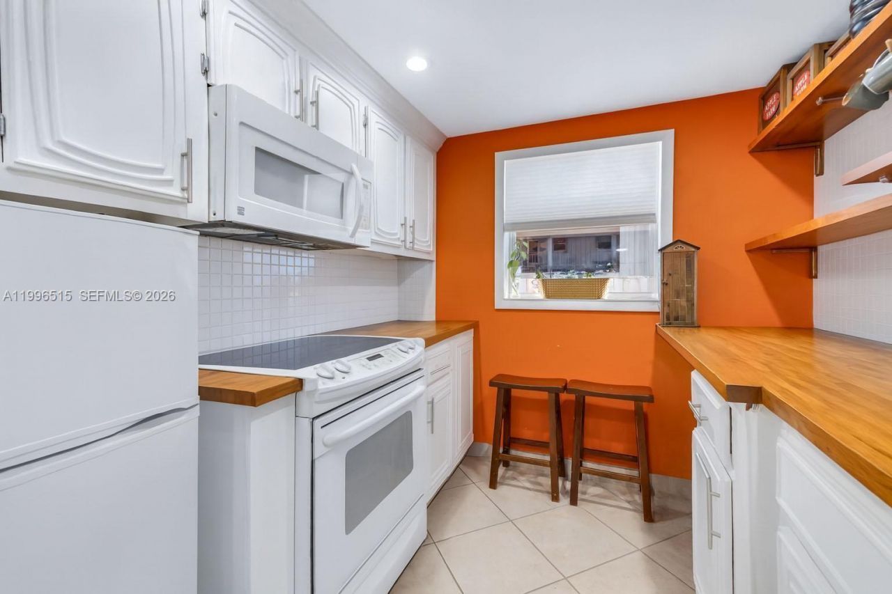 2300 SW 22nd Ave, Unit 109, Delray Beach, FL 33445 Photo