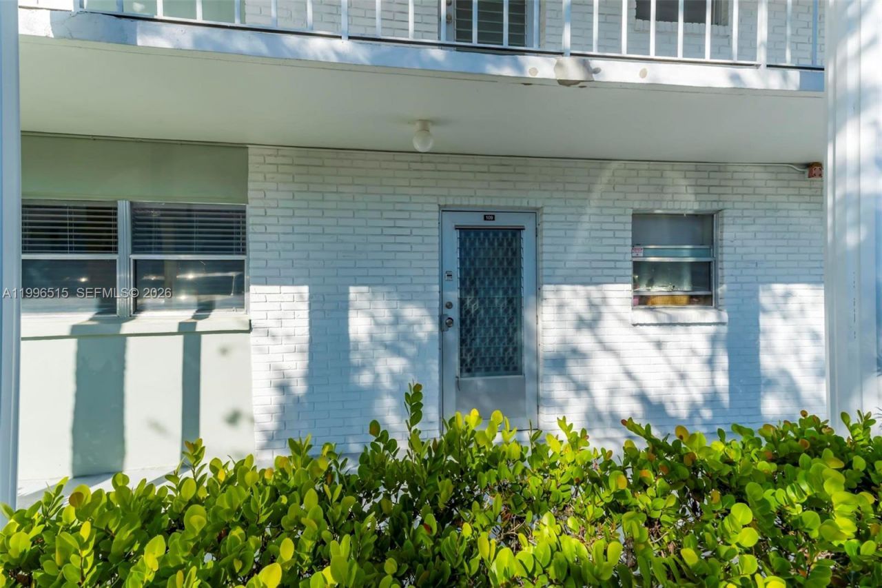 2300 SW 22nd Ave, Unit 109, Delray Beach, FL 33445 Photo