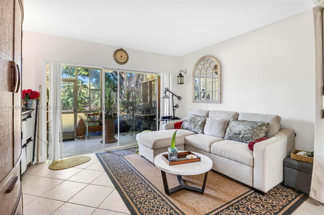 2300 SW 22nd Ave, Unit 109, Delray Beach, FL 33445 Photo