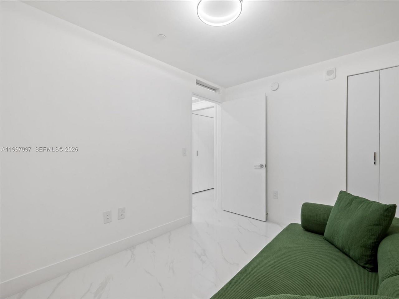 700 NE 24th St, Unit 606, Miami, FL 33137 Photo