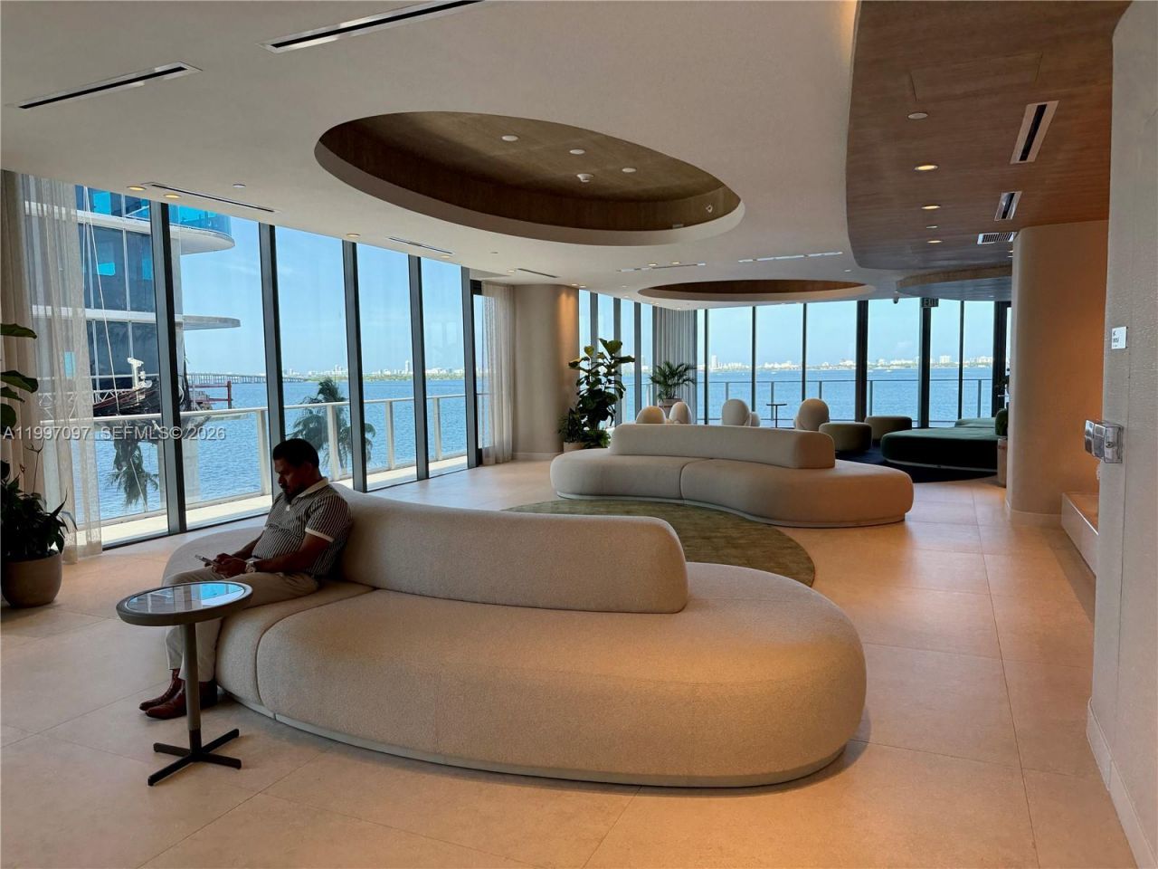 700 NE 24th St, Unit 606, Miami, FL 33137 Photo