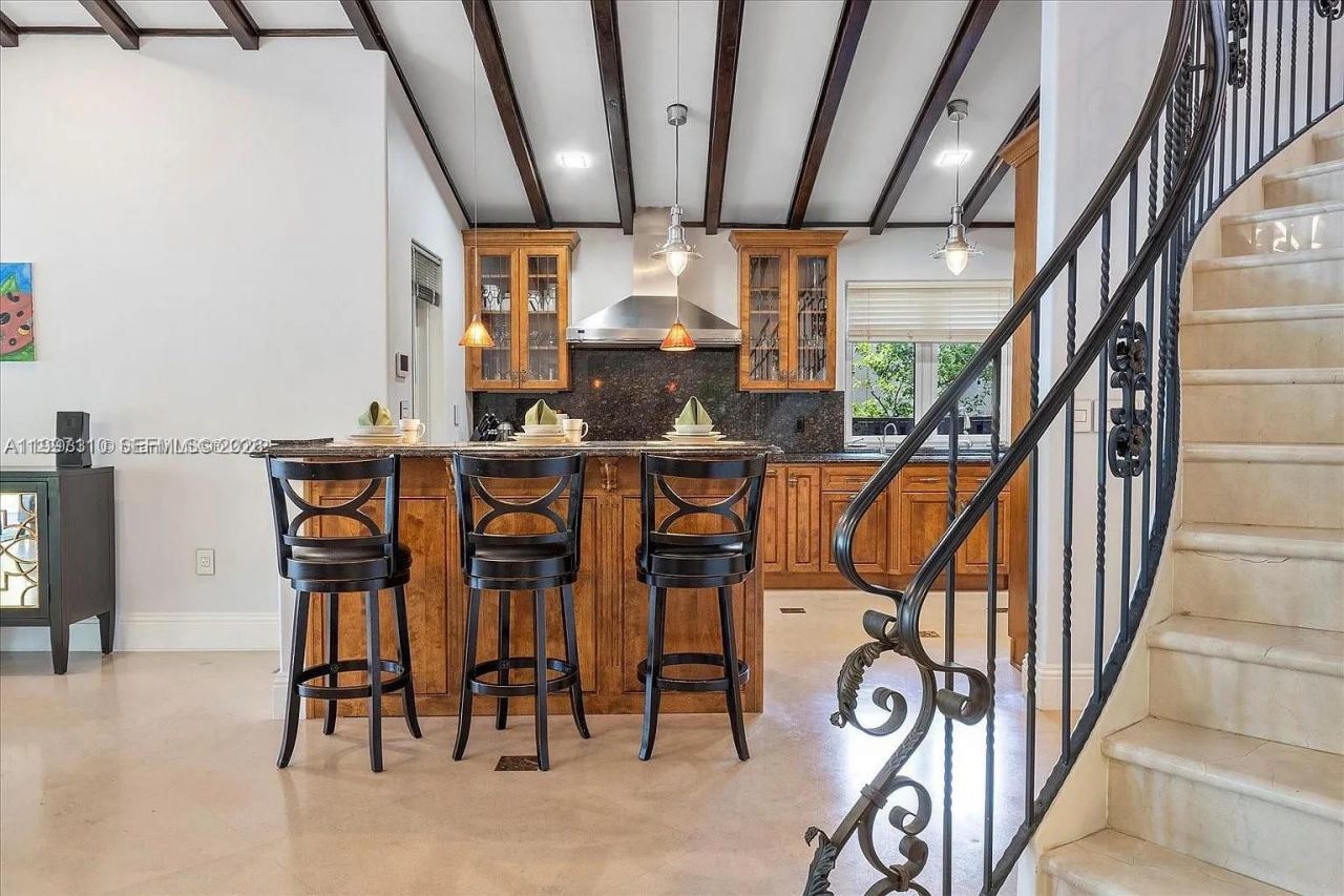 800 SW 12th, Fort Lauderdale, FL 33312 Photo