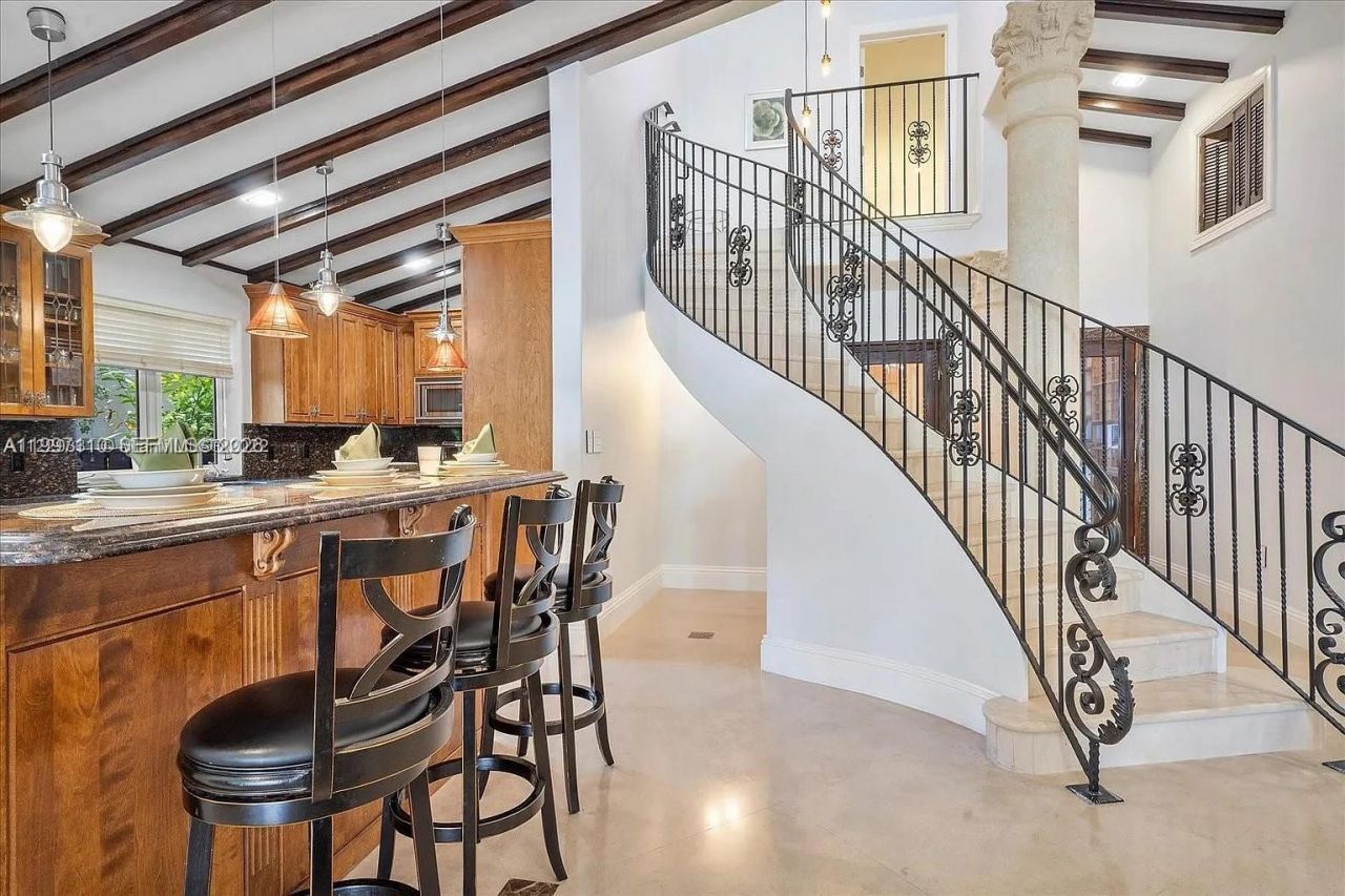 800 SW 12th, Fort Lauderdale, FL 33312 Photo