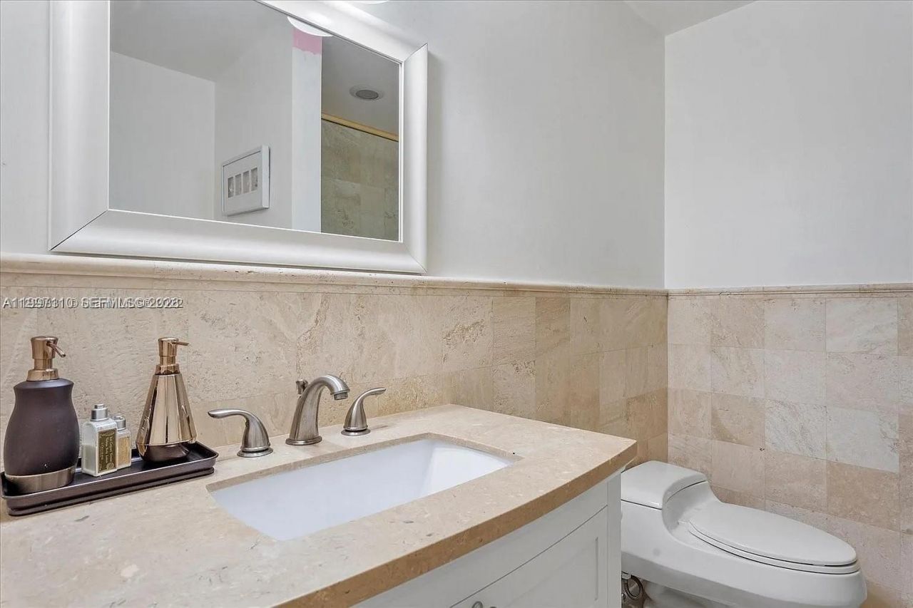 800 SW 12th, Fort Lauderdale, FL 33312 Photo