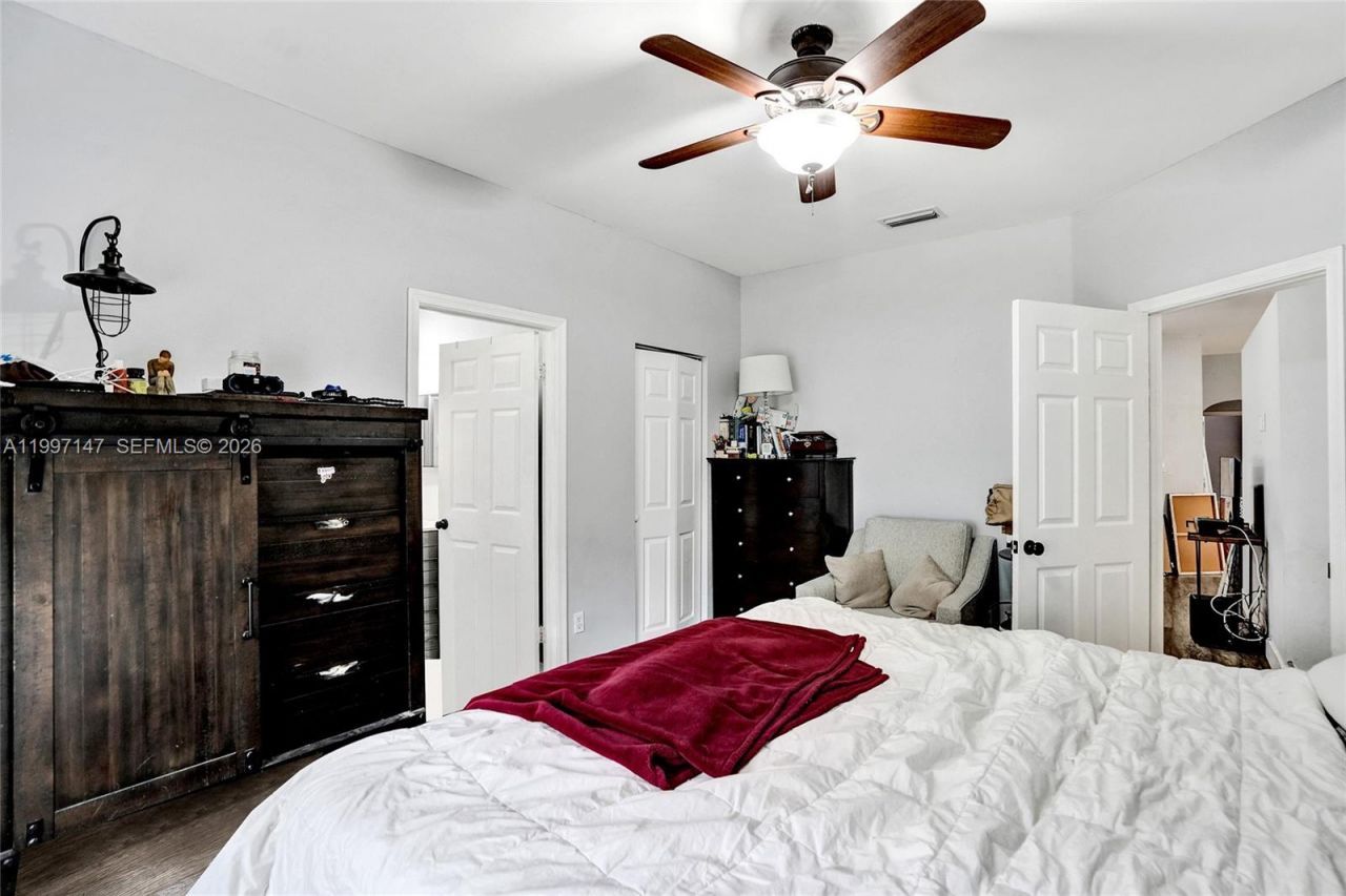 1201 NW 192nd Ln, Pembroke Pines, FL 33029 Photo