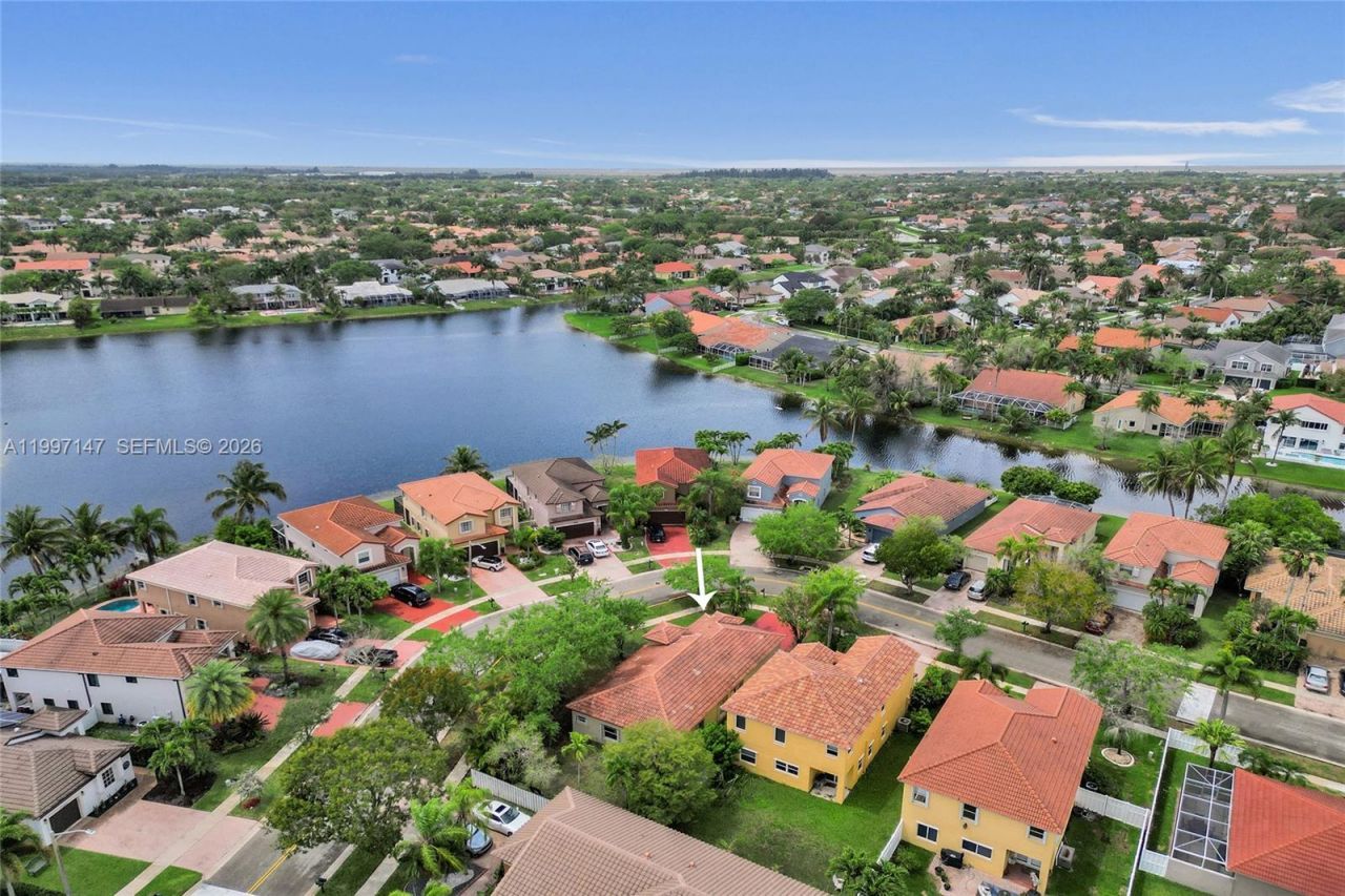 1201 NW 192nd Ln, Pembroke Pines, FL 33029 Photo