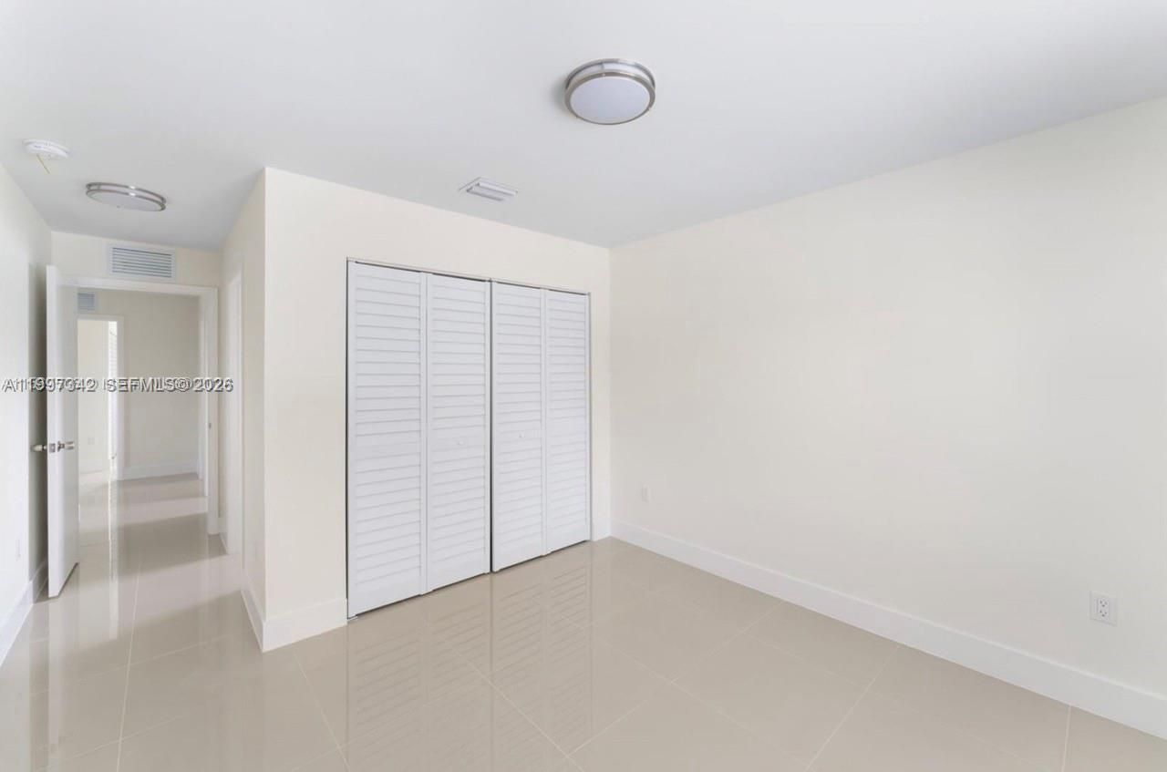 2268 NW 52nd St, Unit top, Miami, FL 33142 Photo