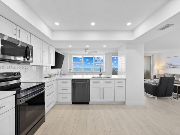 3180 S Ocean Dr, Unit 516, Hallandale Beach, FL 33009