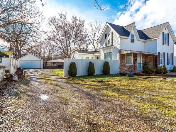 825 N Main Street, Lapeer, MI 48446