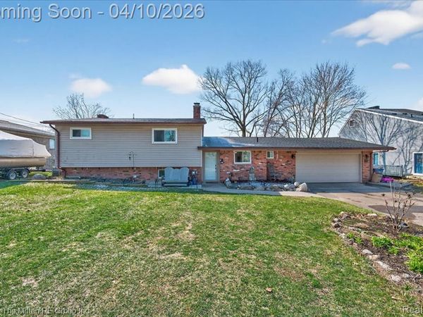 2965 Barkman Drive, Waterford Twp, MI 48329