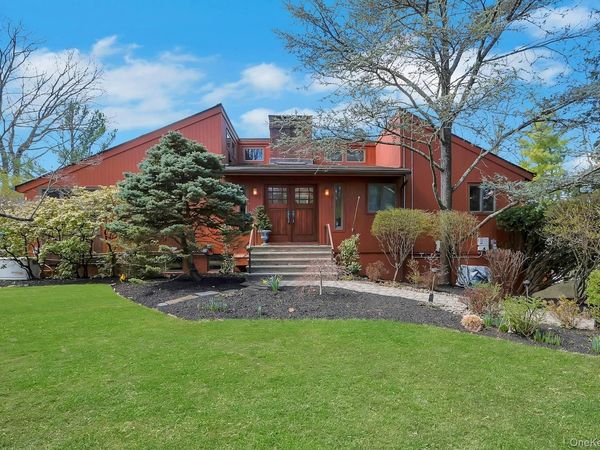 837 Sherry Drive, Valley Cottage, NY 10989