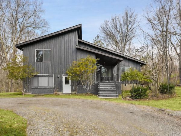 110 Cross Pond Road , Pound Ridge, NY 10576