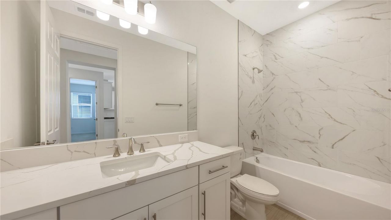 18123 Cherished Loop, Lakewood Ranch, FL 34211 Photo