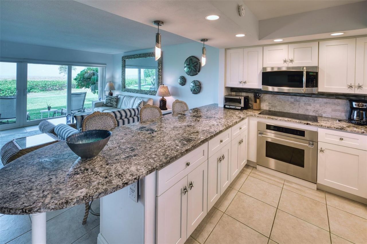 6701 Gulf Of Mexico Drive, Unit 332, Longboat Key, FL 34228 Photo