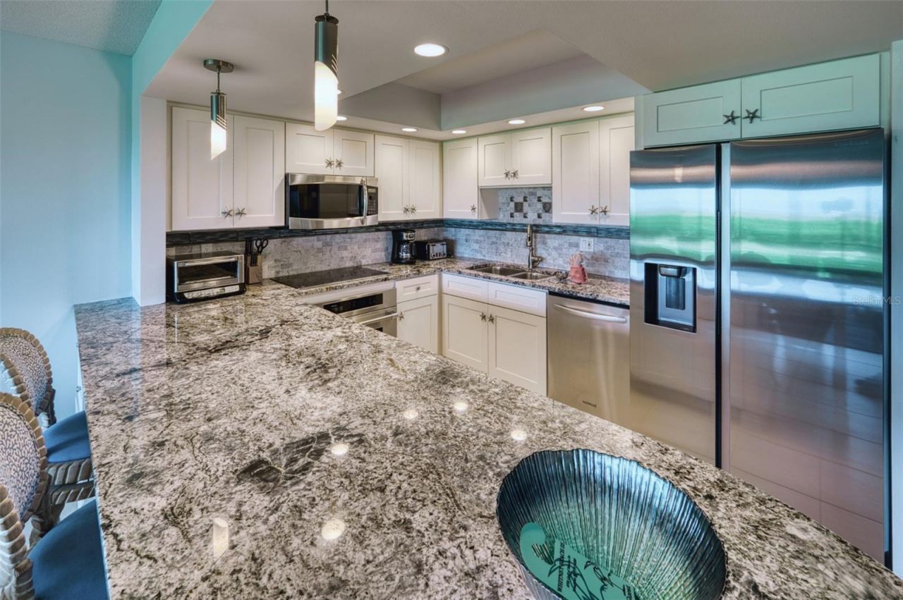 6701 Gulf Of Mexico Drive, Unit 332, Longboat Key, FL 34228 Photo