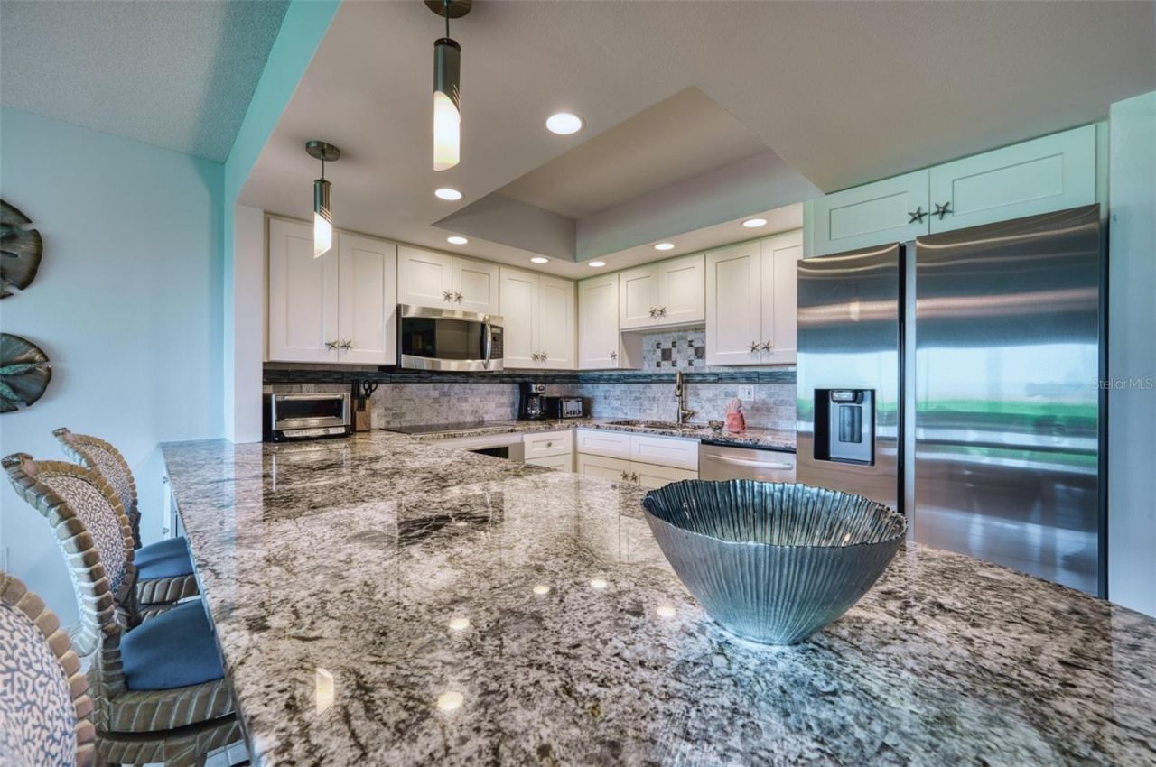 6701 Gulf Of Mexico Drive, Unit 332, Longboat Key, FL 34228 Photo