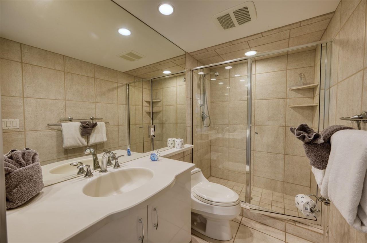 6701 Gulf Of Mexico Drive, Unit 332, Longboat Key, FL 34228 Photo