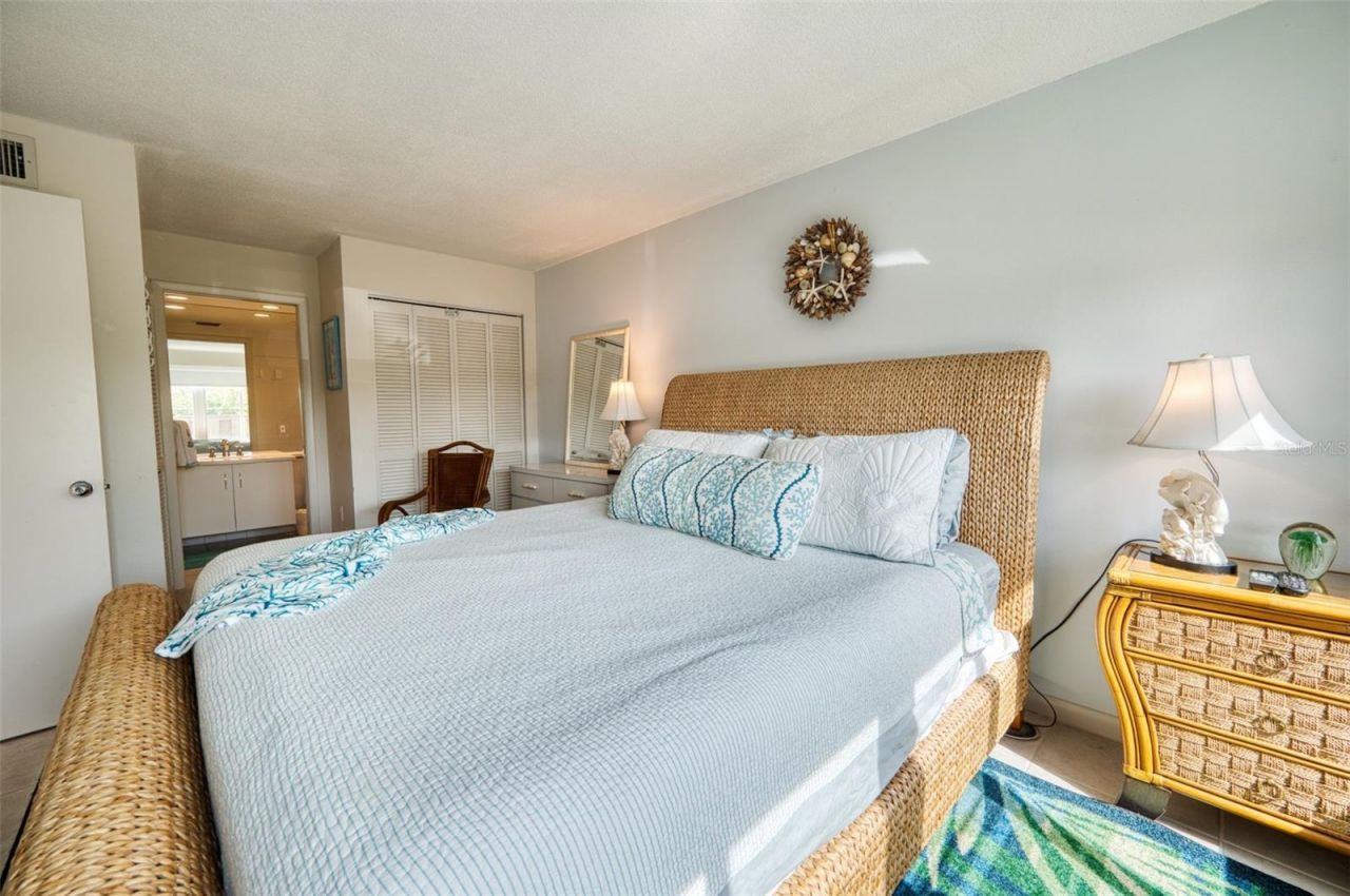 6701 Gulf Of Mexico Drive , Unit 332, Longboat Key, FL 34228 Photo