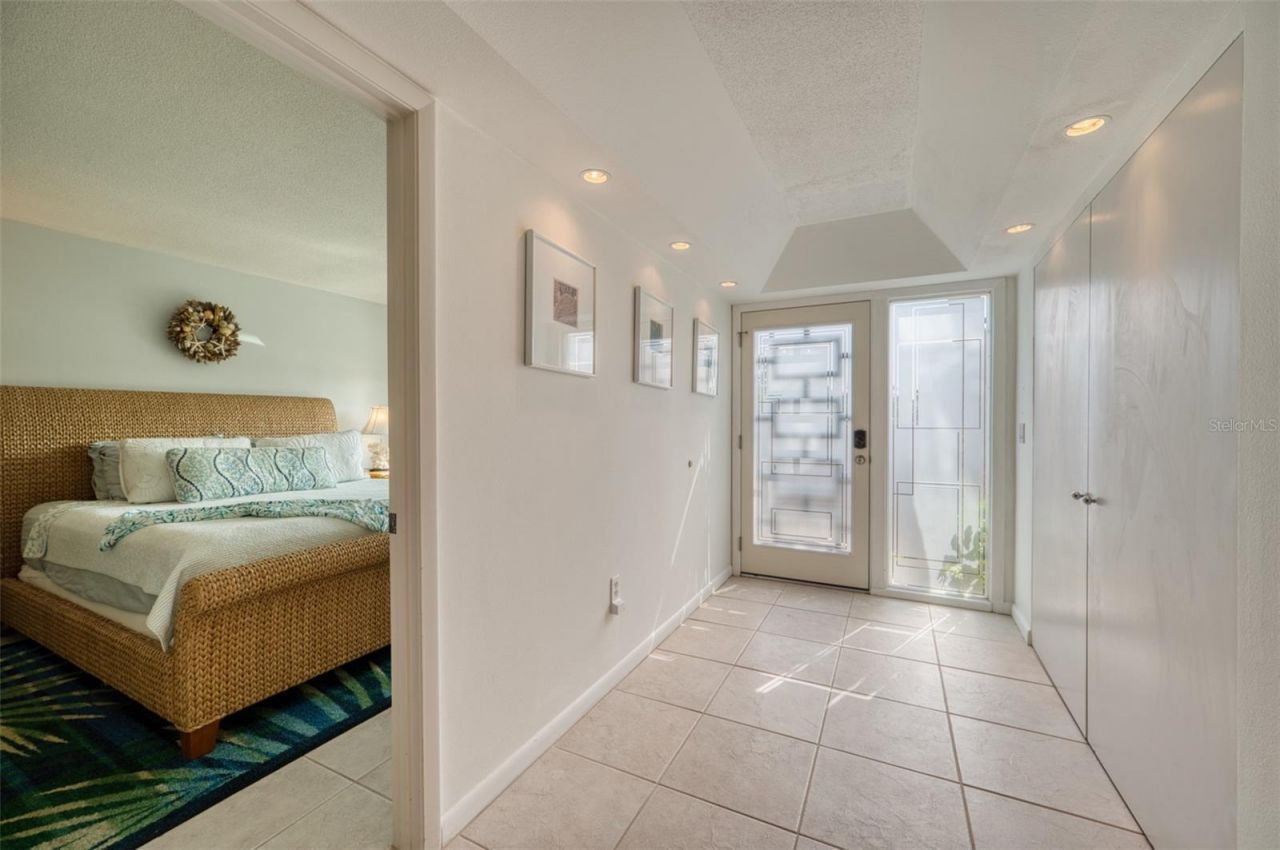 6701 Gulf Of Mexico Drive , Unit 332, Longboat Key, FL 34228 Photo