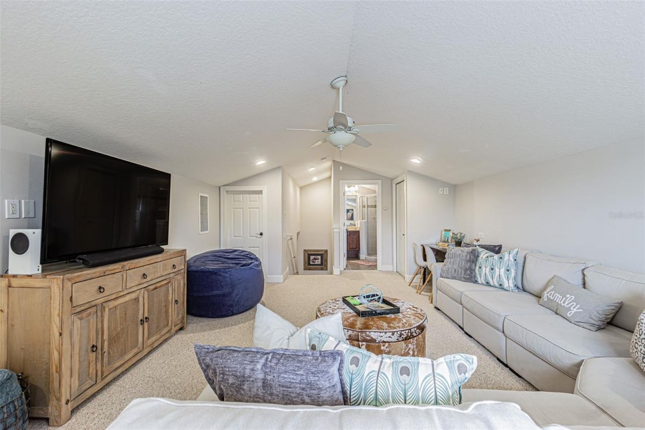 27053 Winged Elm Drive, Wesley Chapel, FL 33544 Photo