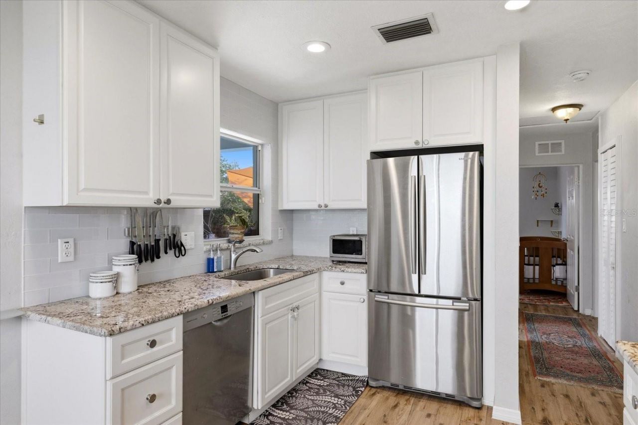 3021 10th Street N, Saint Petersburg, FL 33704 Photo
