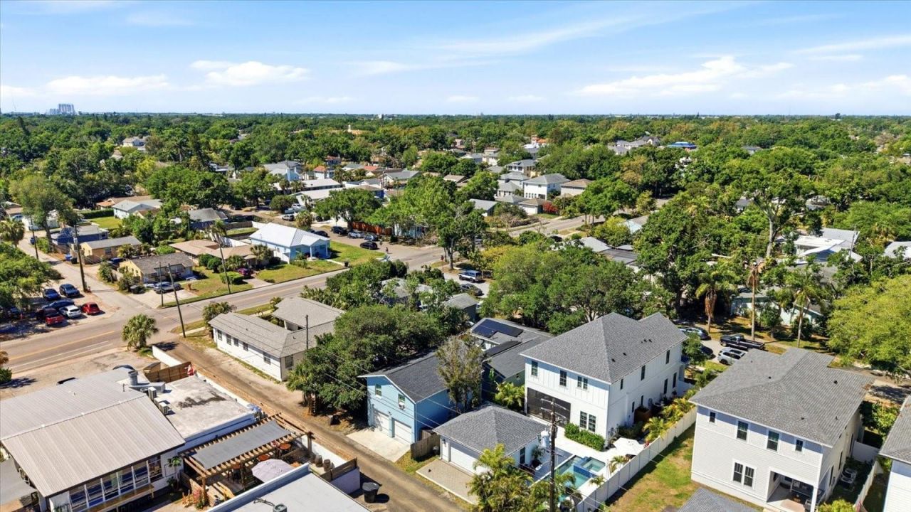 3021 10th Street N, Saint Petersburg, FL 33704 Photo