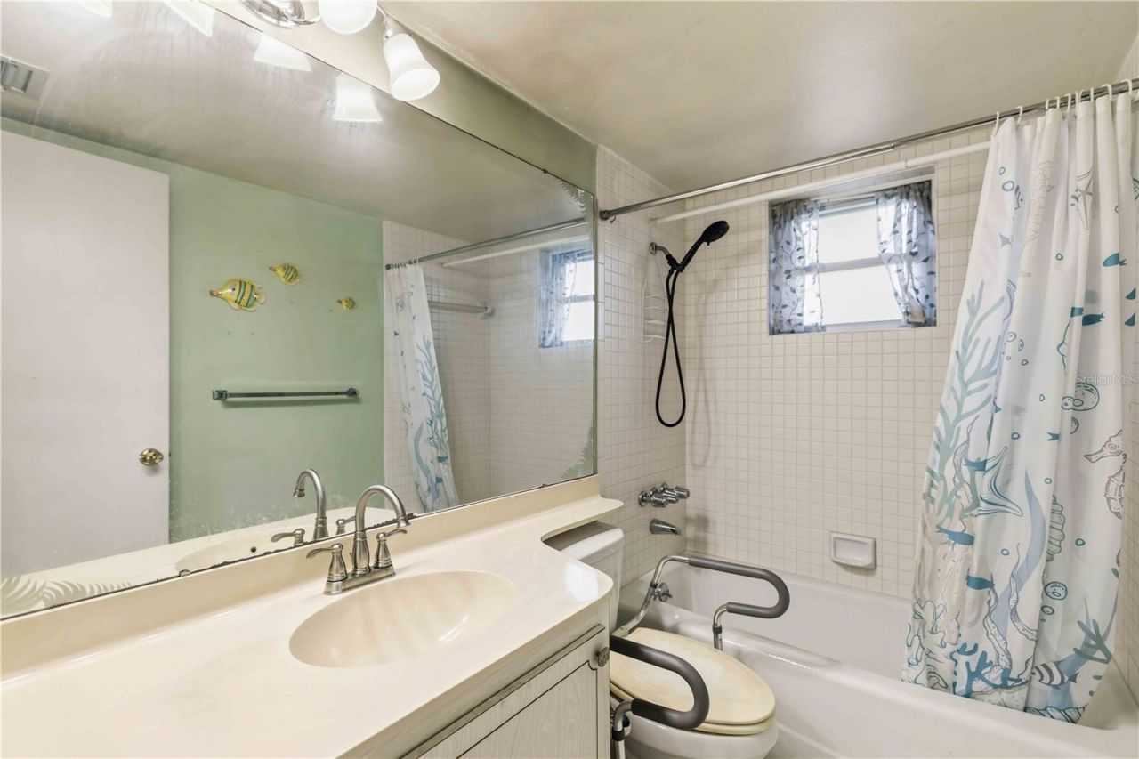 3680 Ironwood Circle, Unit 202L, Bradenton, FL 34209 Photo