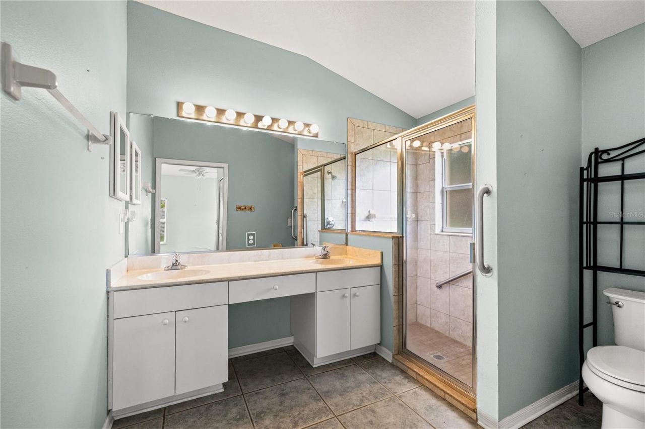 2724 Golf Lake Drive , Unit 26, Plant City, FL 33566 Photo