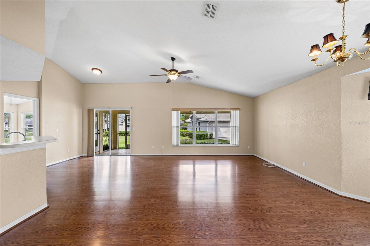 2724 Golf Lake Drive , Unit 26, Plant City, FL 33566 Photo