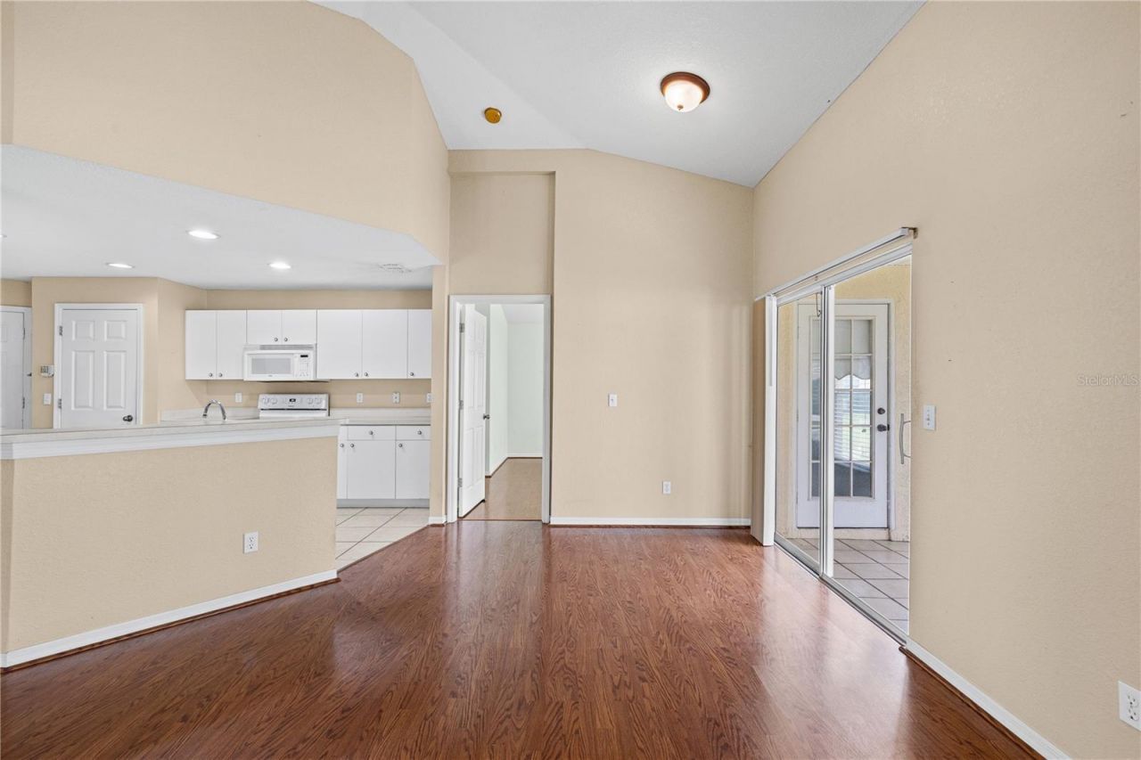 2724 Golf Lake Drive , Unit 26, Plant City, FL 33566 Photo