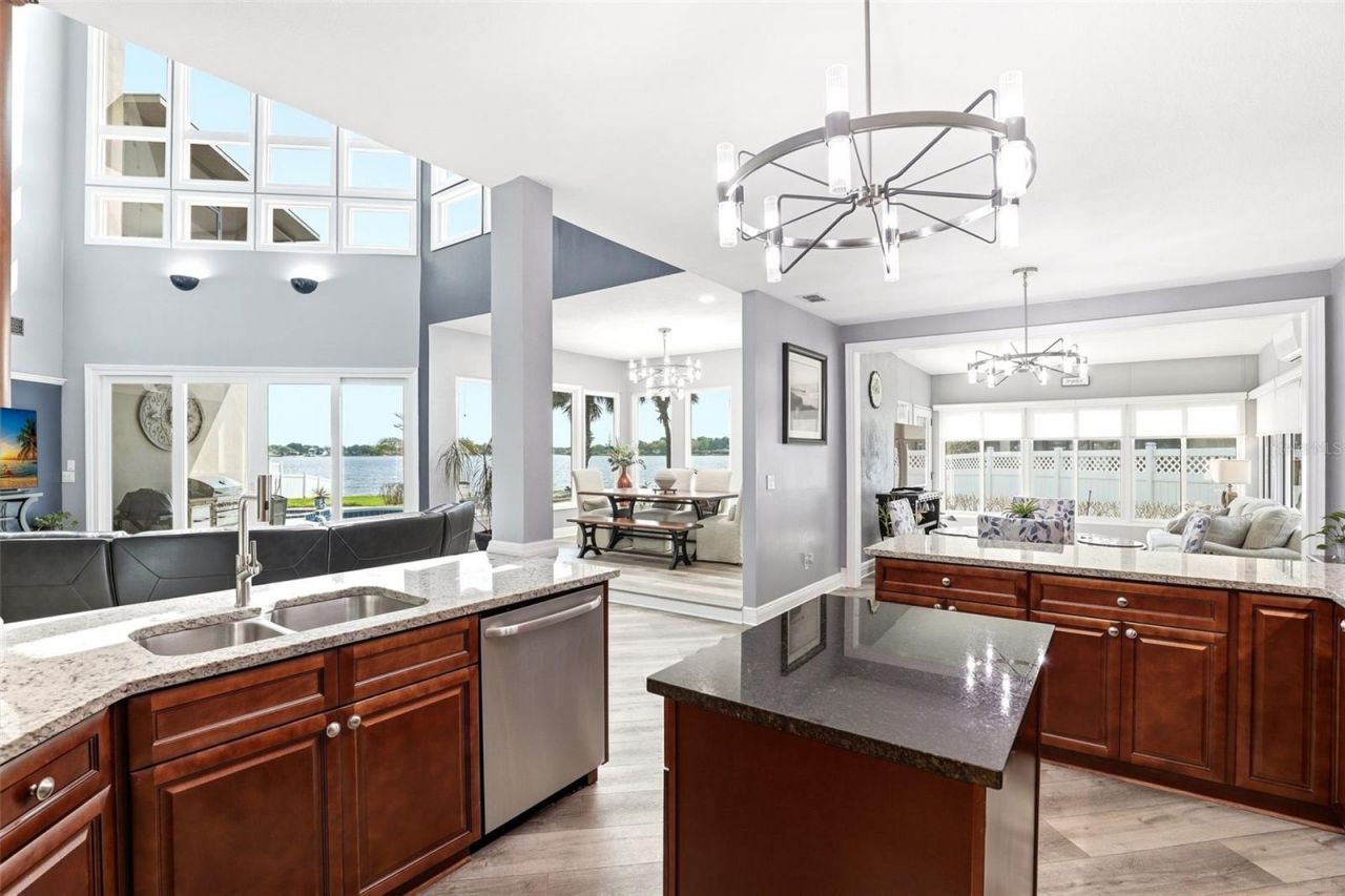 381 Prairie Lake Cove, Altamonte Springs, FL 32701 Photo