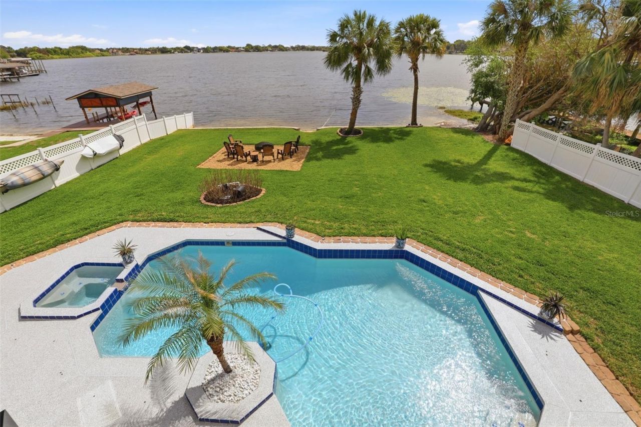 381 Prairie Lake Cove, Altamonte Springs, FL 32701 Photo