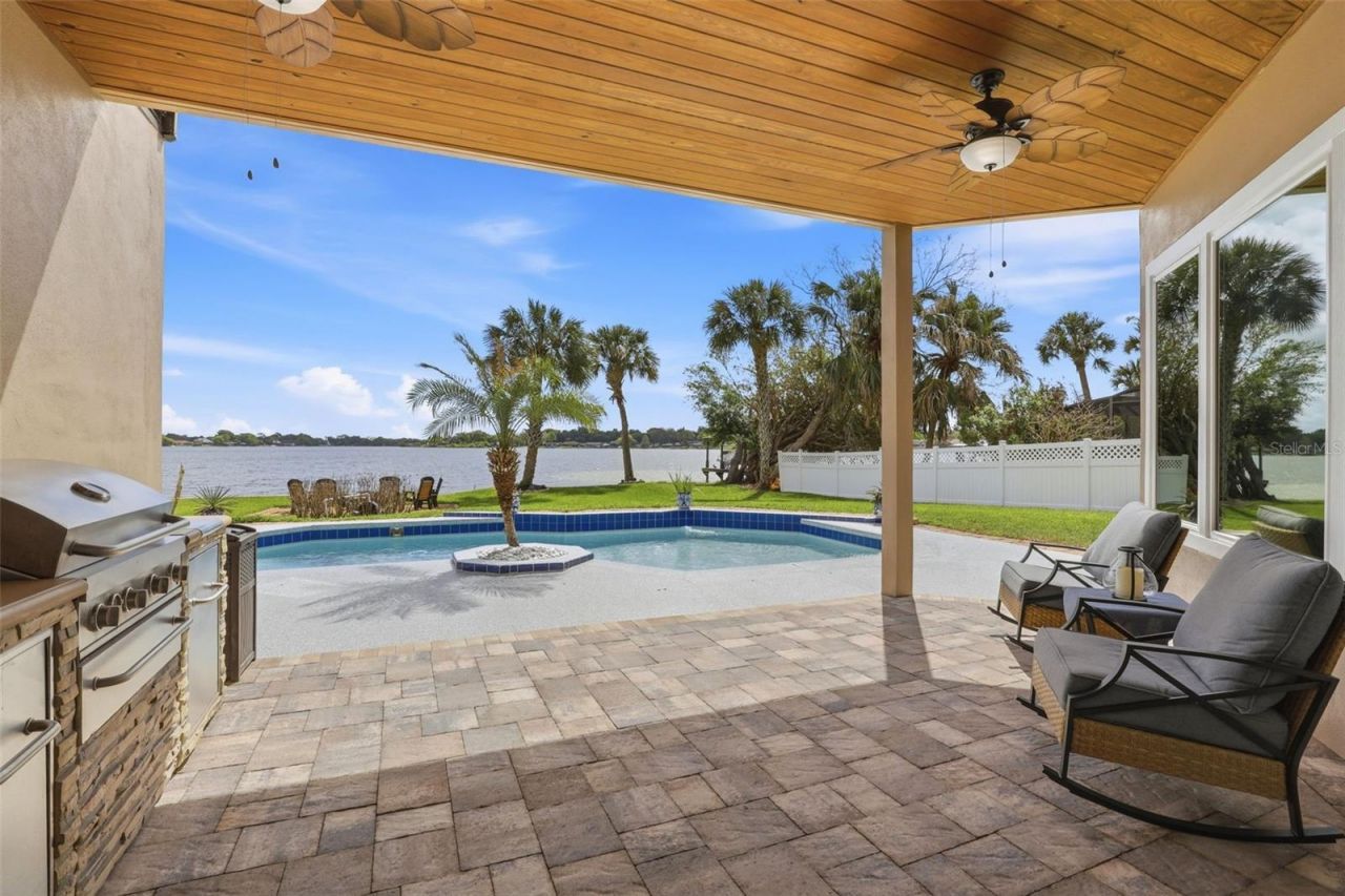 381 Prairie Lake Cove, Altamonte Springs, FL 32701 Photo