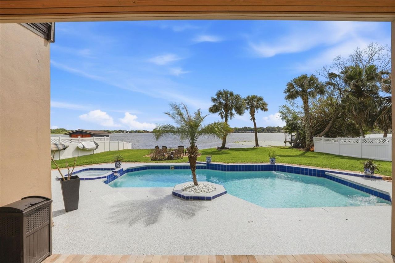 381 Prairie Lake Cove, Altamonte Springs, FL 32701 Photo