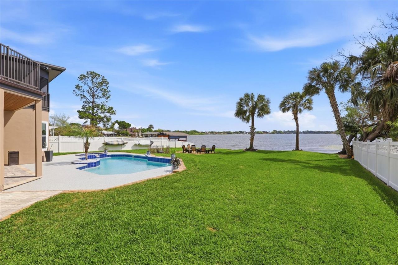 381 Prairie Lake Cove, Altamonte Springs, FL 32701 Photo