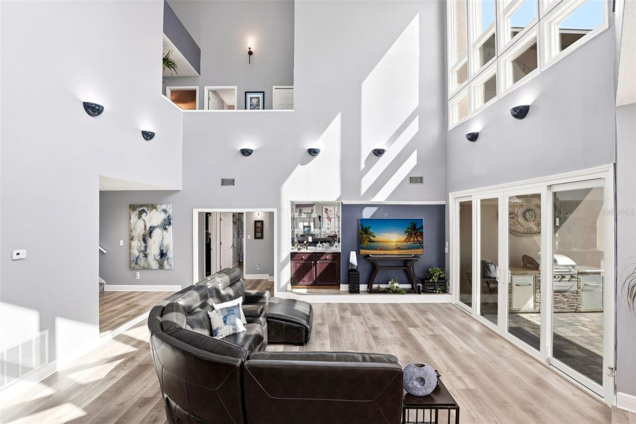 381 Prairie Lake Cove, Altamonte Springs, FL 32701 Photo