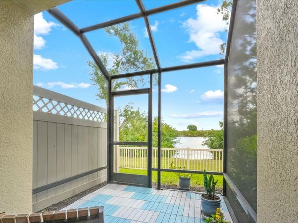 9204 FOX SPARROW ROAD, TAMPA, FL 33626