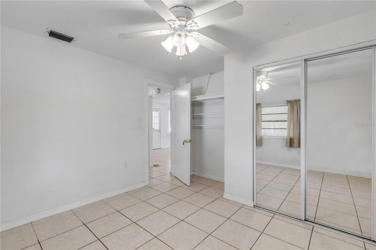 114 W Pine Bluff Street, Edgewater, FL 32132 Photo