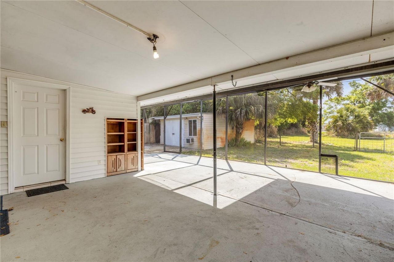 114 W Pine Bluff Street, Edgewater, FL 32132 Photo
