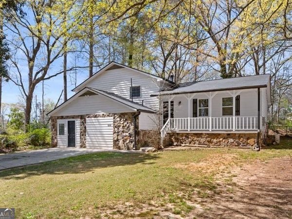 559 Autumn Drive, Riverdale, GA 30274