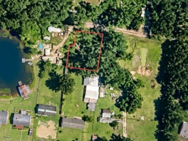 4 2nd Avenue, Midway, GA 31320